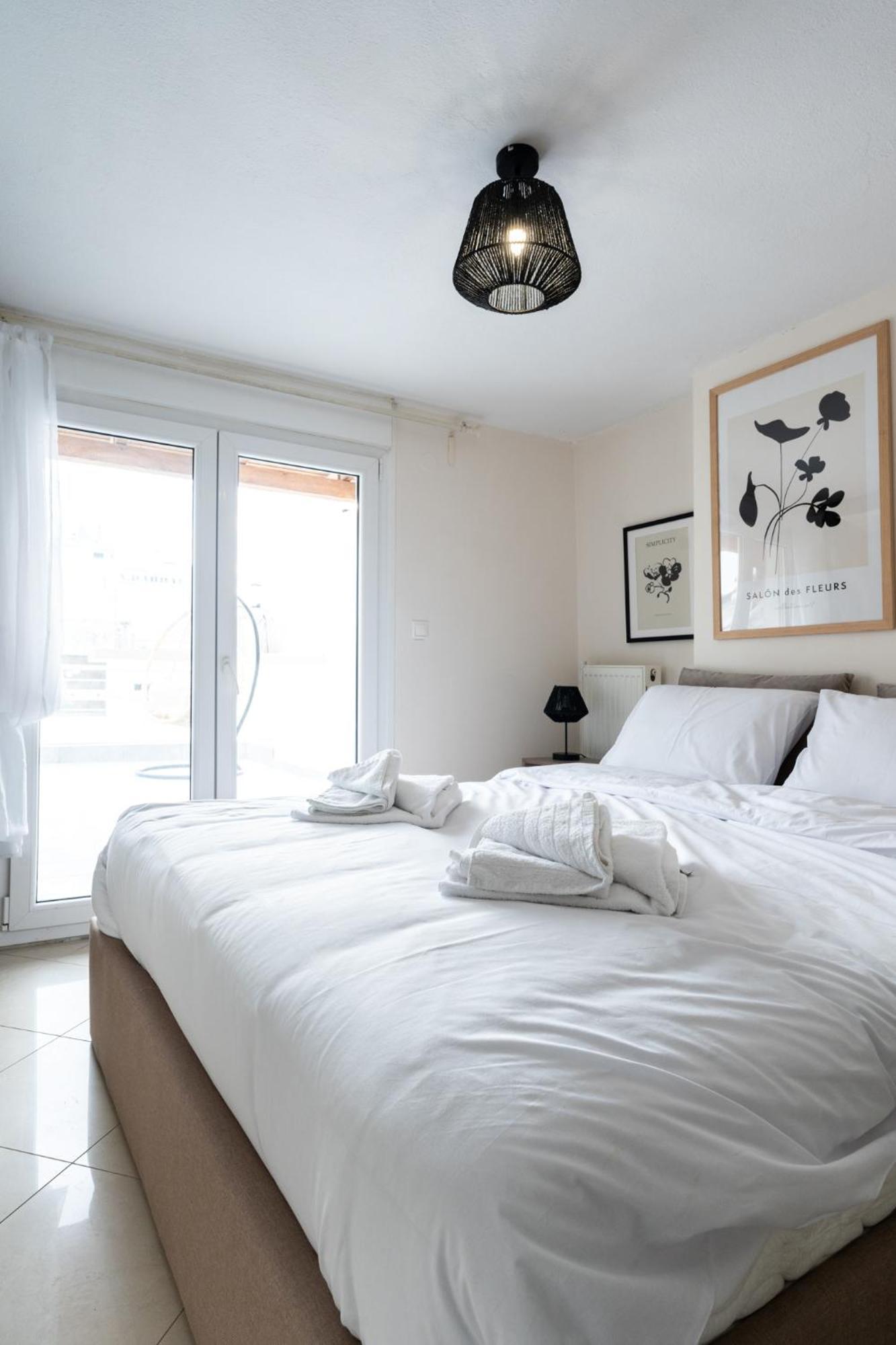 Pomegranate Luxury Penthouse Maisonette With Beautiful Terrace & Free Parking By Binobi ! Солун Екстериор снимка