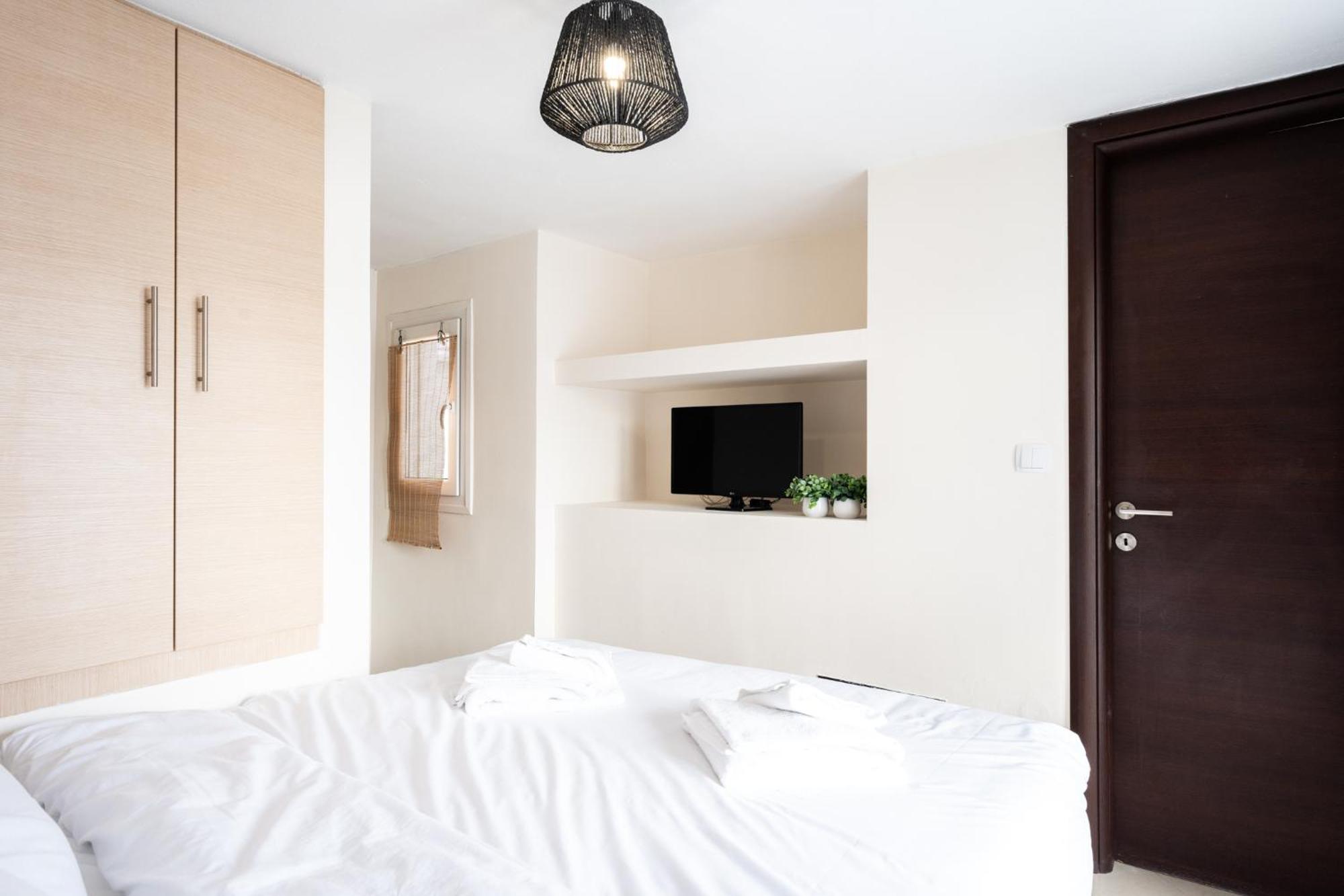 Pomegranate Luxury Penthouse Maisonette With Beautiful Terrace & Free Parking By Binobi ! Солун Екстериор снимка